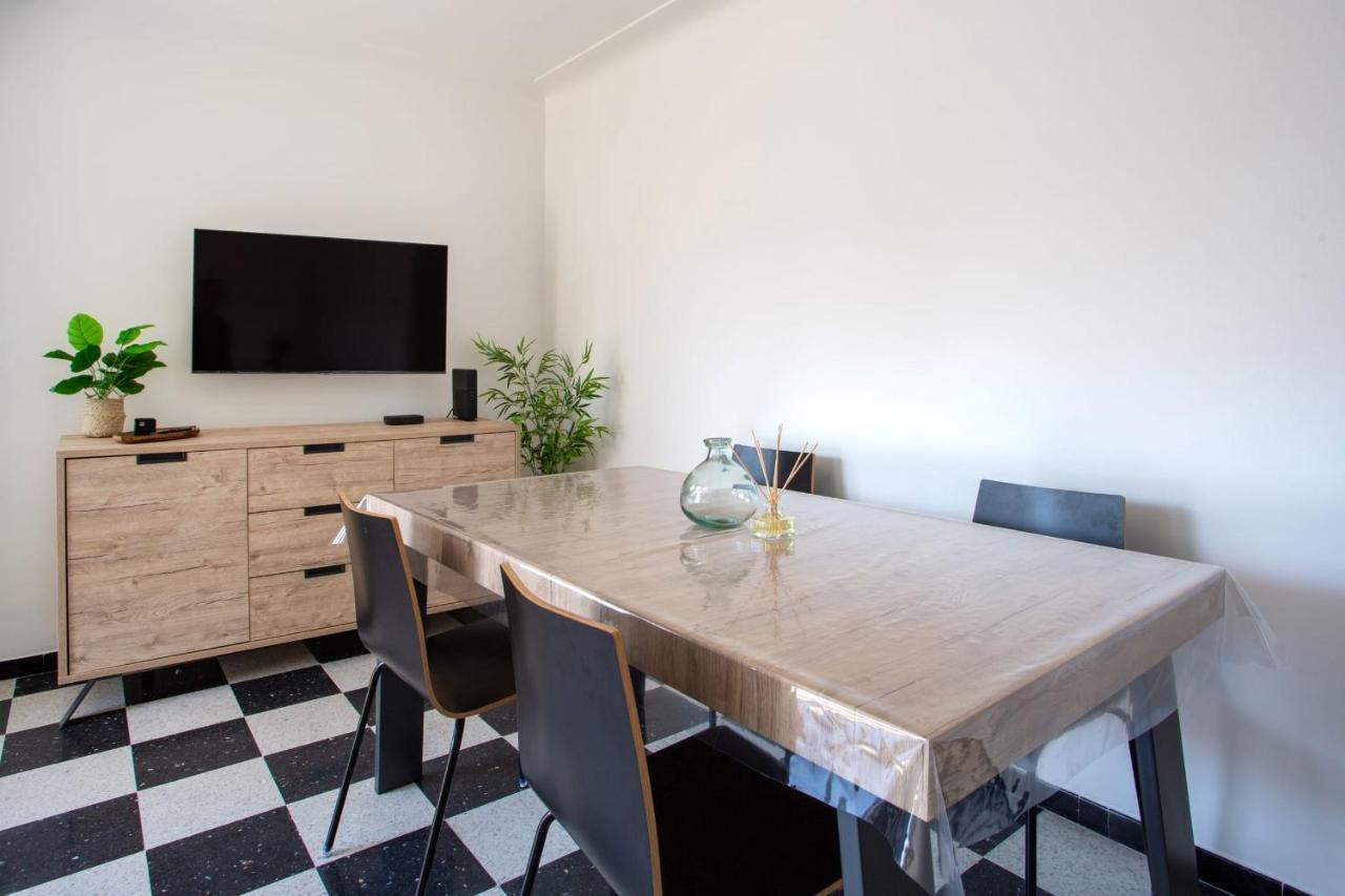 Apartment T2 Air-Conditioned Sea View แซ็งต์-โลร็อง-ดู-วาร์ ภายนอก รูปภาพ